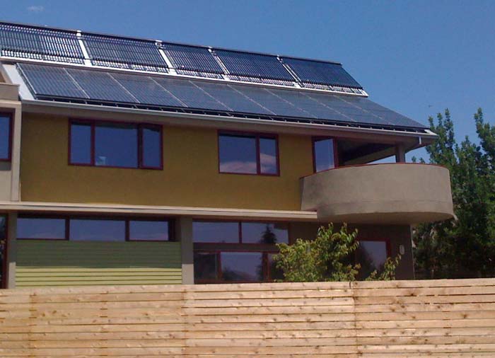Energy-efficient house